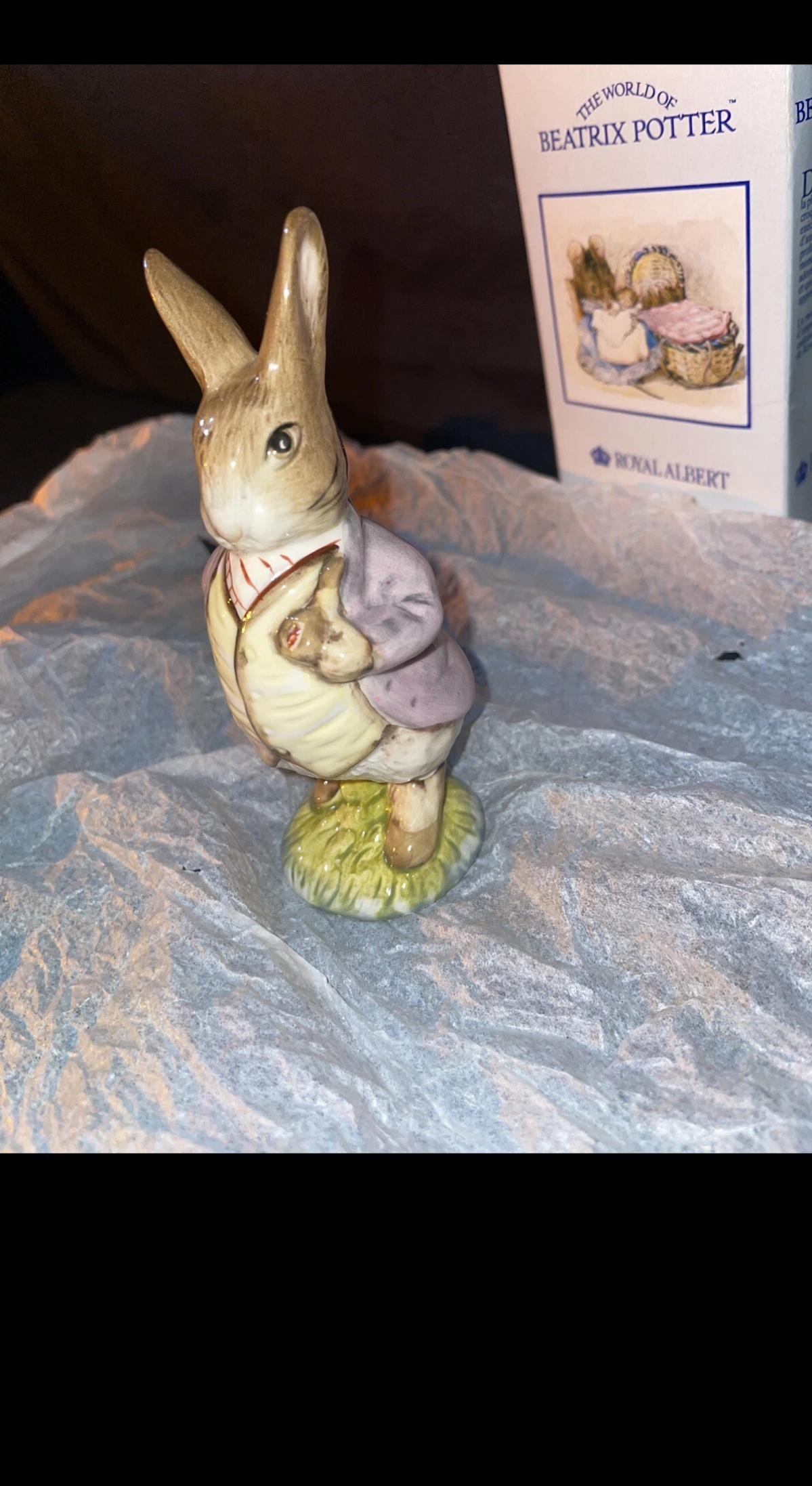 Vintage 1989 ROYAL ALBERT Beatrix Potter "Mr. Benjamin Bunny" Figurine England