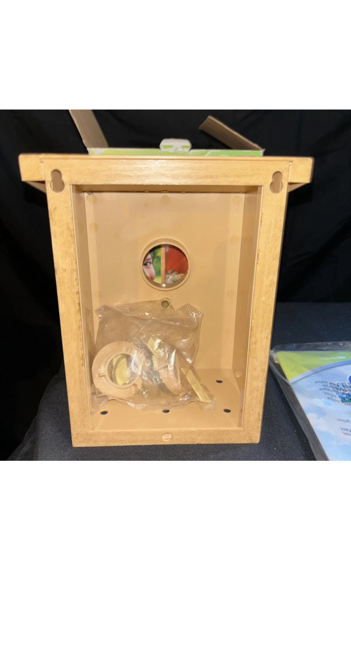 My Spy Birdhouse AS SEEN ON TV - With Toysmith Beetle Bee Bird Call-Bird Pack