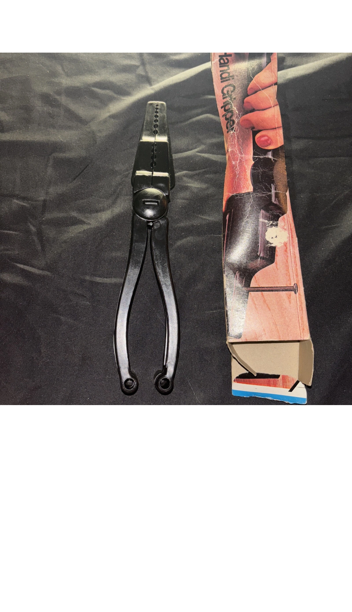 Vintage Handi Gripper Made In Hong Kong-No More Smashed Thumbs While Hammering